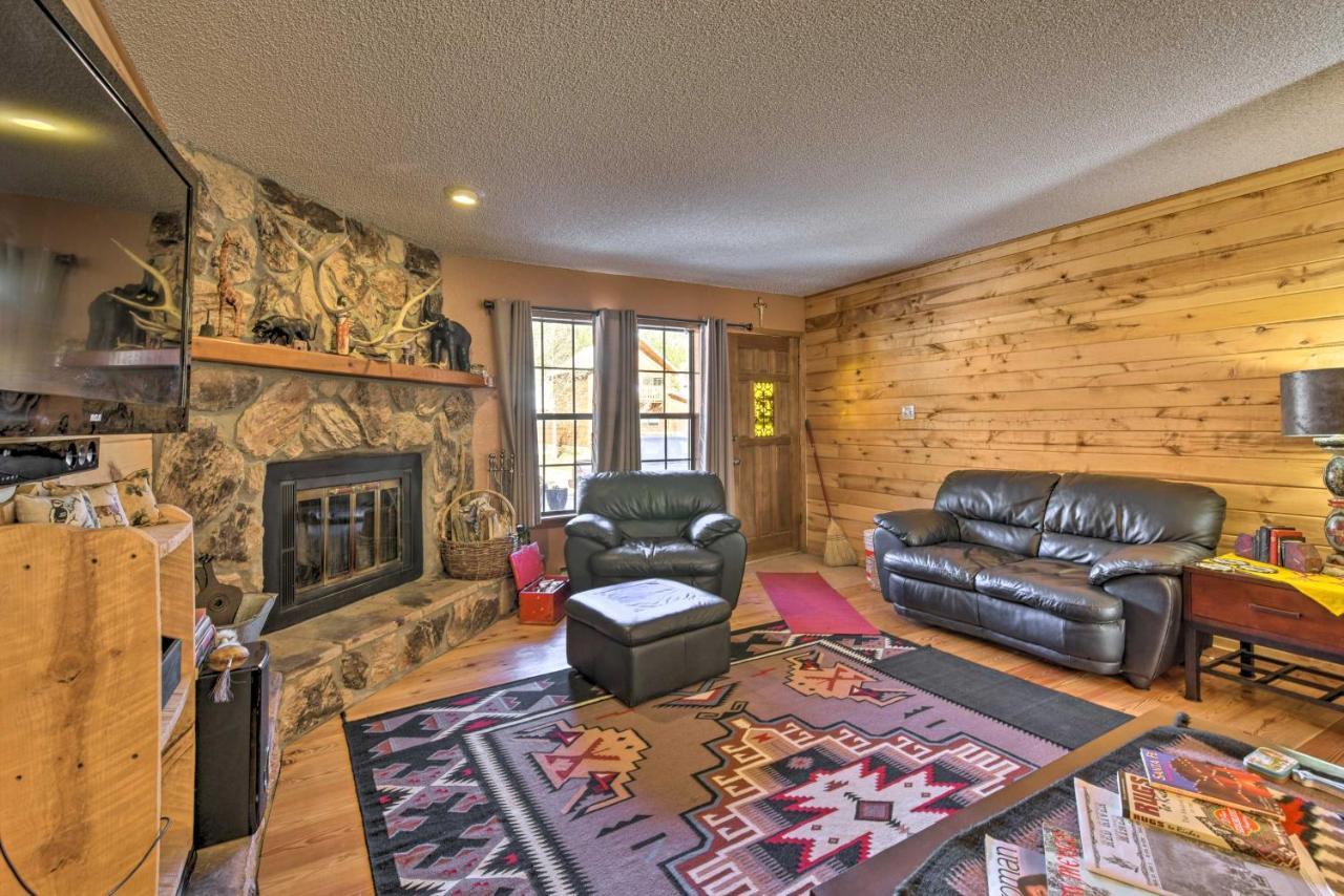 Downtown Red River Retreat With Mtn Views And Yard エクステリア 写真