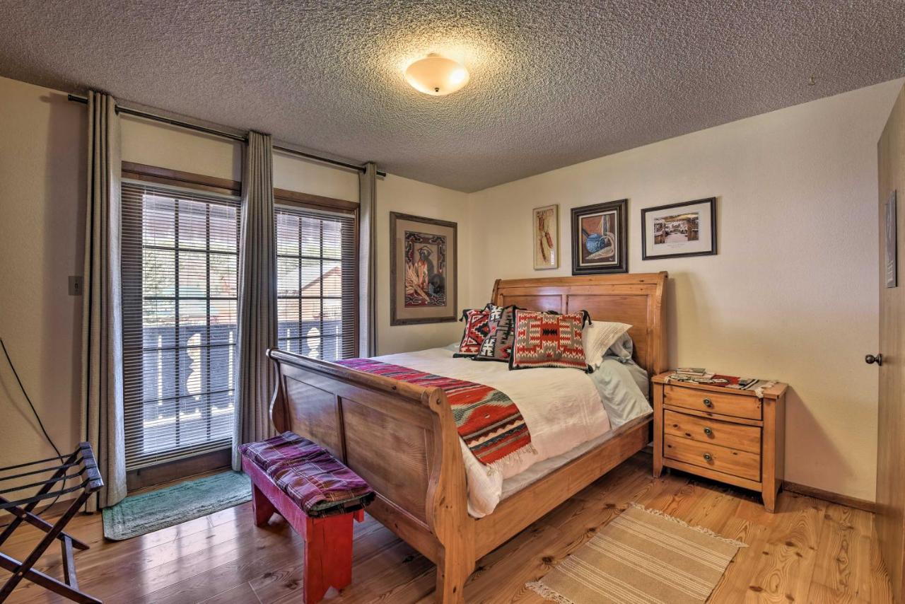 Downtown Red River Retreat With Mtn Views And Yard エクステリア 写真